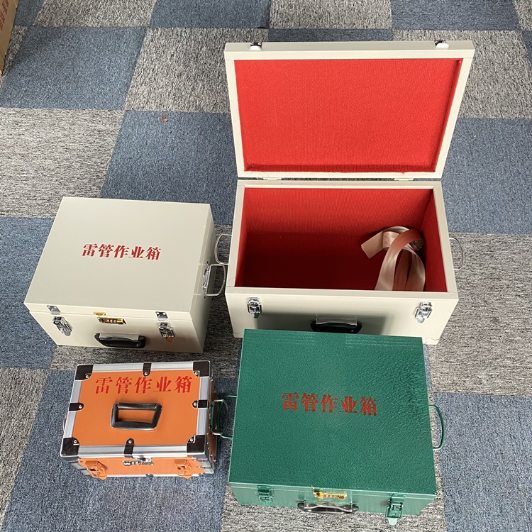 罗江爆破工程作业箱如何选择？玻璃钢与传统材质的全面对比